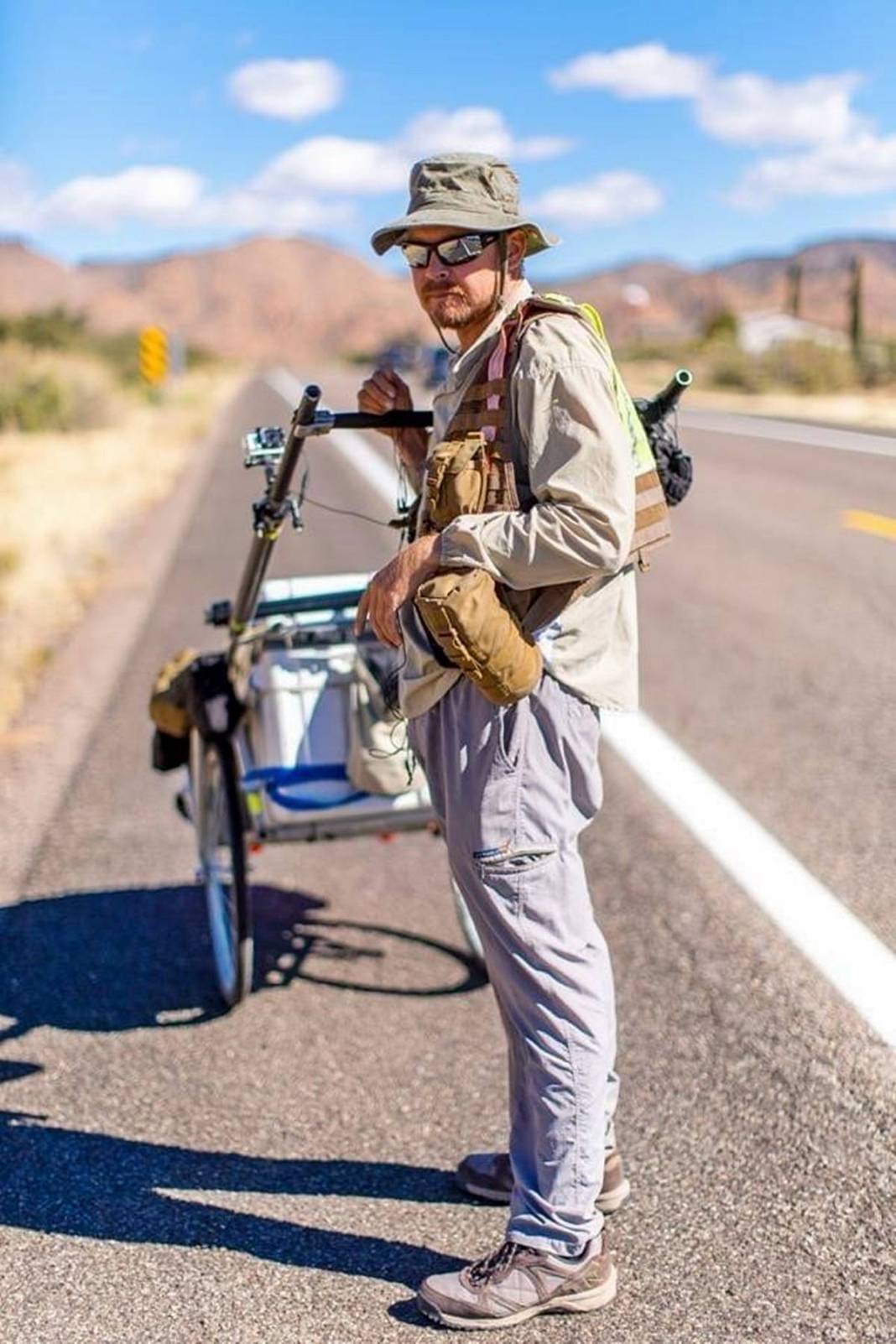Ünlü gezginden itiraf: Türkiye'de seyahat etmek zor! Dünyayı 26 yıldır yürüyerek dolaşan kâşif şaşkına döndü 15